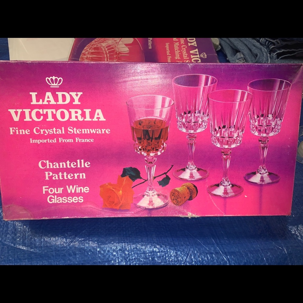 Lady Victoria fine crystal stemware & accessories